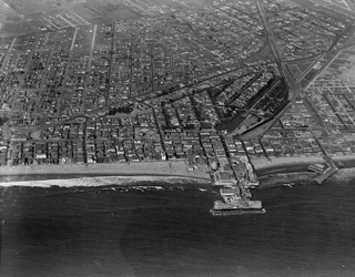 Illustration for article titled Paved Streets Near California's Venice Beach Were Once Canals